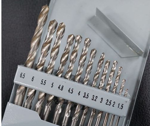 드릴 날 이미지